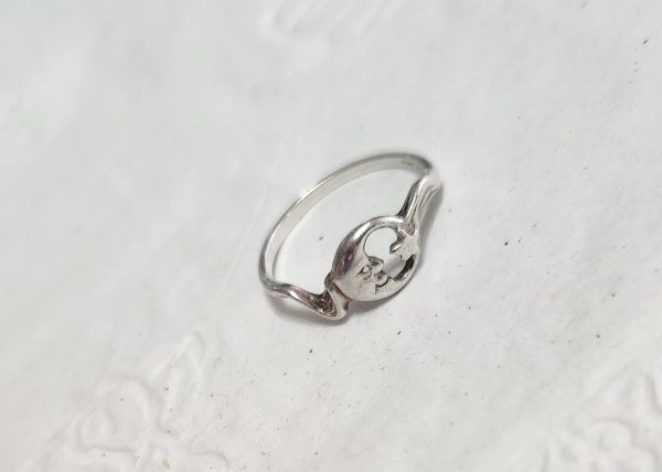 Moon and Star Shube Ring Size 5