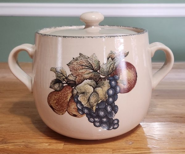 Fruit by Home & Garden Party Bean Pot & Lid 2002