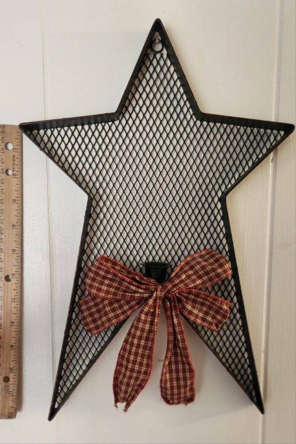 Primitive Star with Metal Mesh and Candle Holder Décor - Image 2