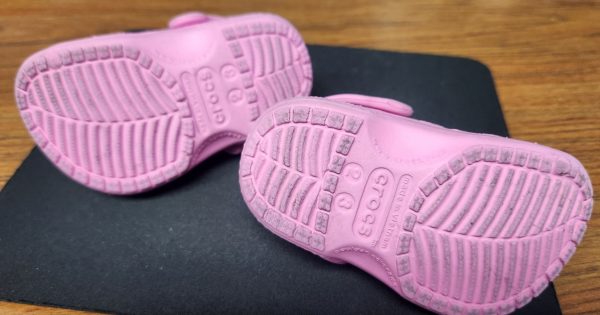 Crocs Toddler Baby Size 2/3 - Image 2