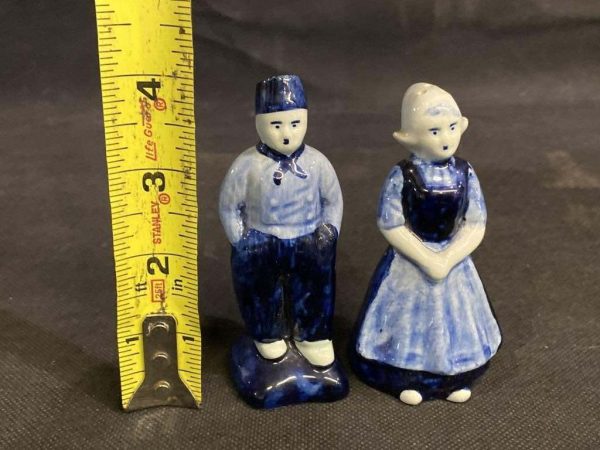 Delfts Vintage Salt & Pepper Shakers - Image 2