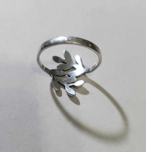 Wadarat Supasirisuk Sterling Silver Wrap Ring 'Olive Wreath' SZ 7 - Image 2