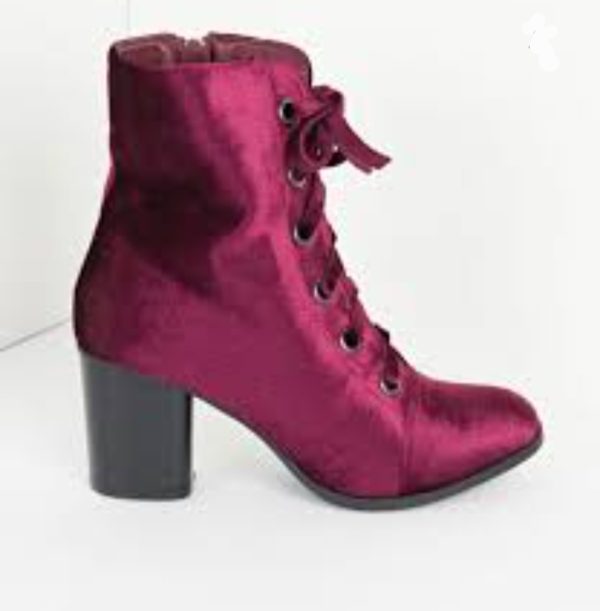 Woman's Yoki Bordeauz/Rose/Purple Velvet Lace Up Kaylyn Style ace Up Boot Size 8 - Image 5