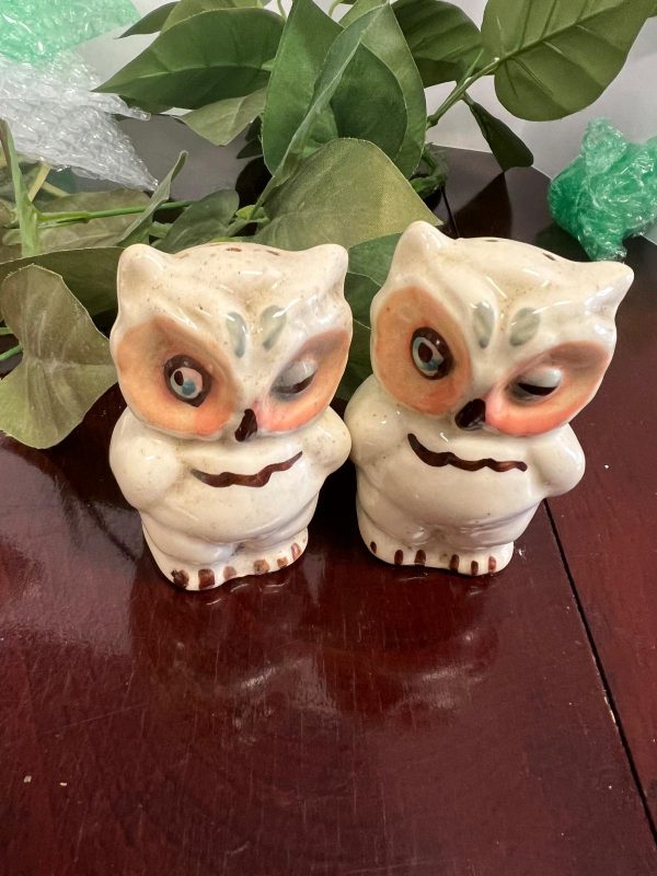 Vintage Winking Owl Ceramic Salt And Pepper Shakers 3”