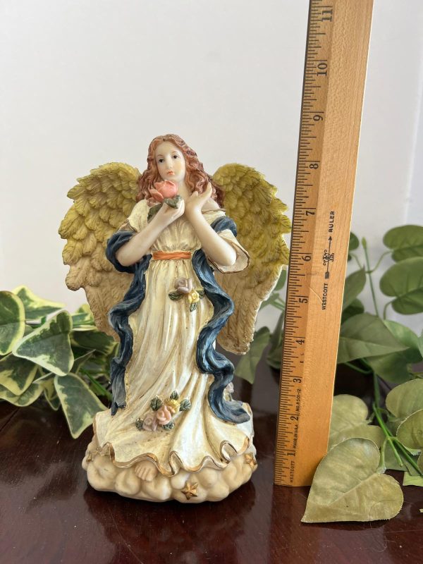 Small Resin Angels - Image 4